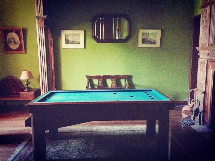 Escape Castle 17 - Salle 2 - salon jeux marquis